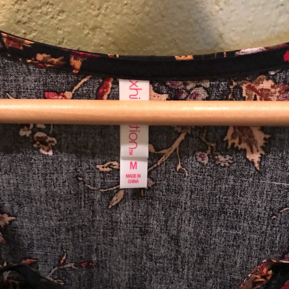 Open shoulder blouse - Picture 4 of 4